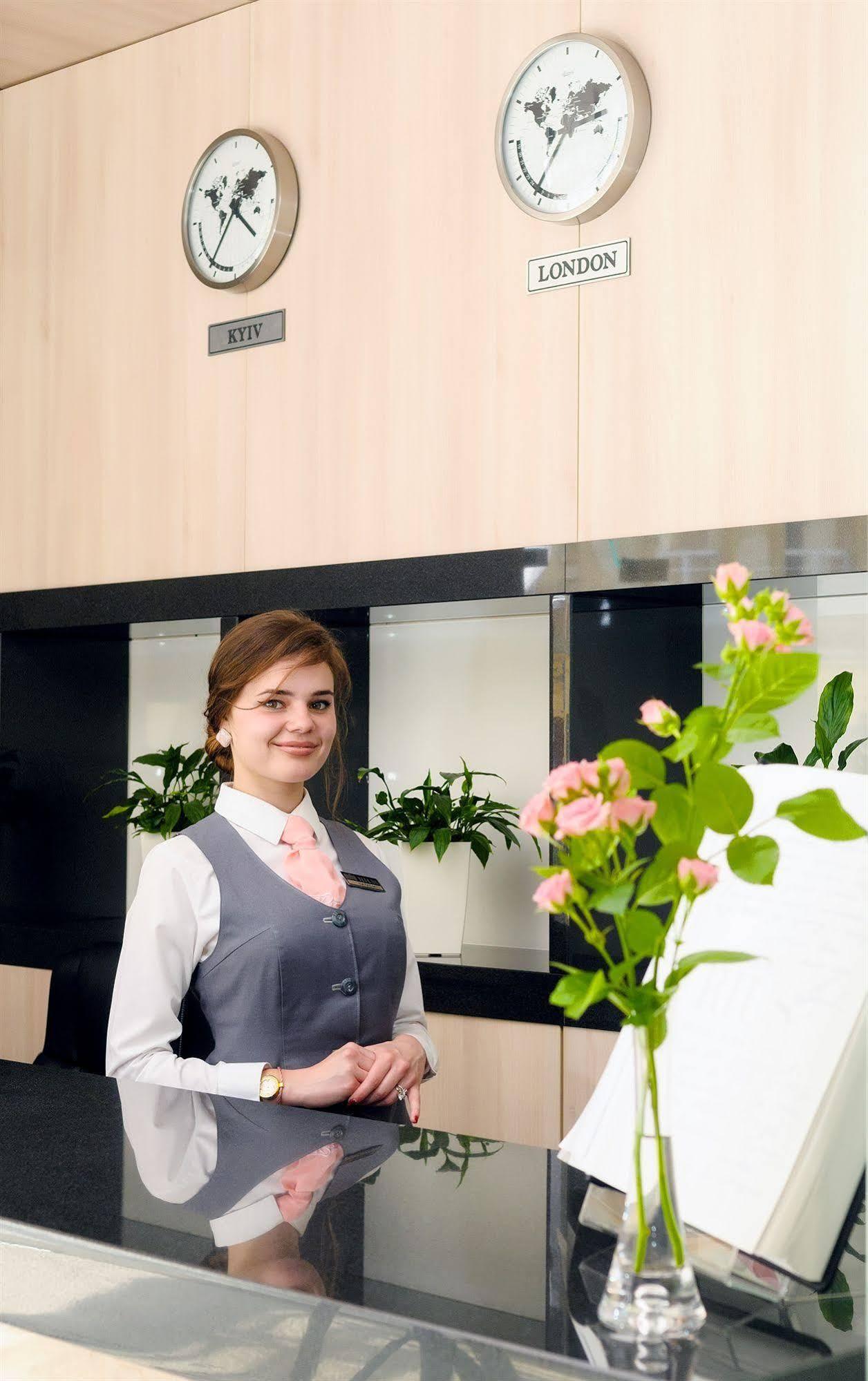 Rius Hotel Lviv Ngoại thất bức ảnh